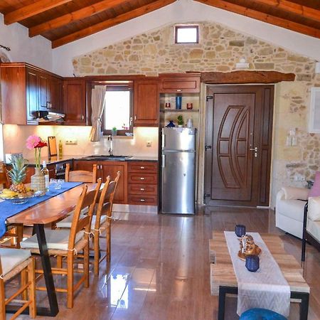 Villa Anastasia Luxe With Top Wifi, Bbq & Amazing Views Kíssamos Zewnętrze zdjęcie