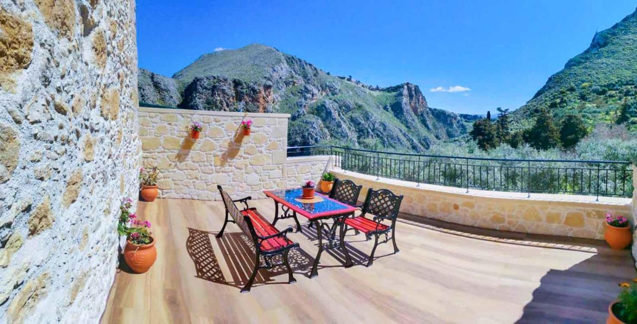 Villa Anastasia Luxe With Top Wifi, Bbq & Amazing Views Kíssamos Zewnętrze zdjęcie